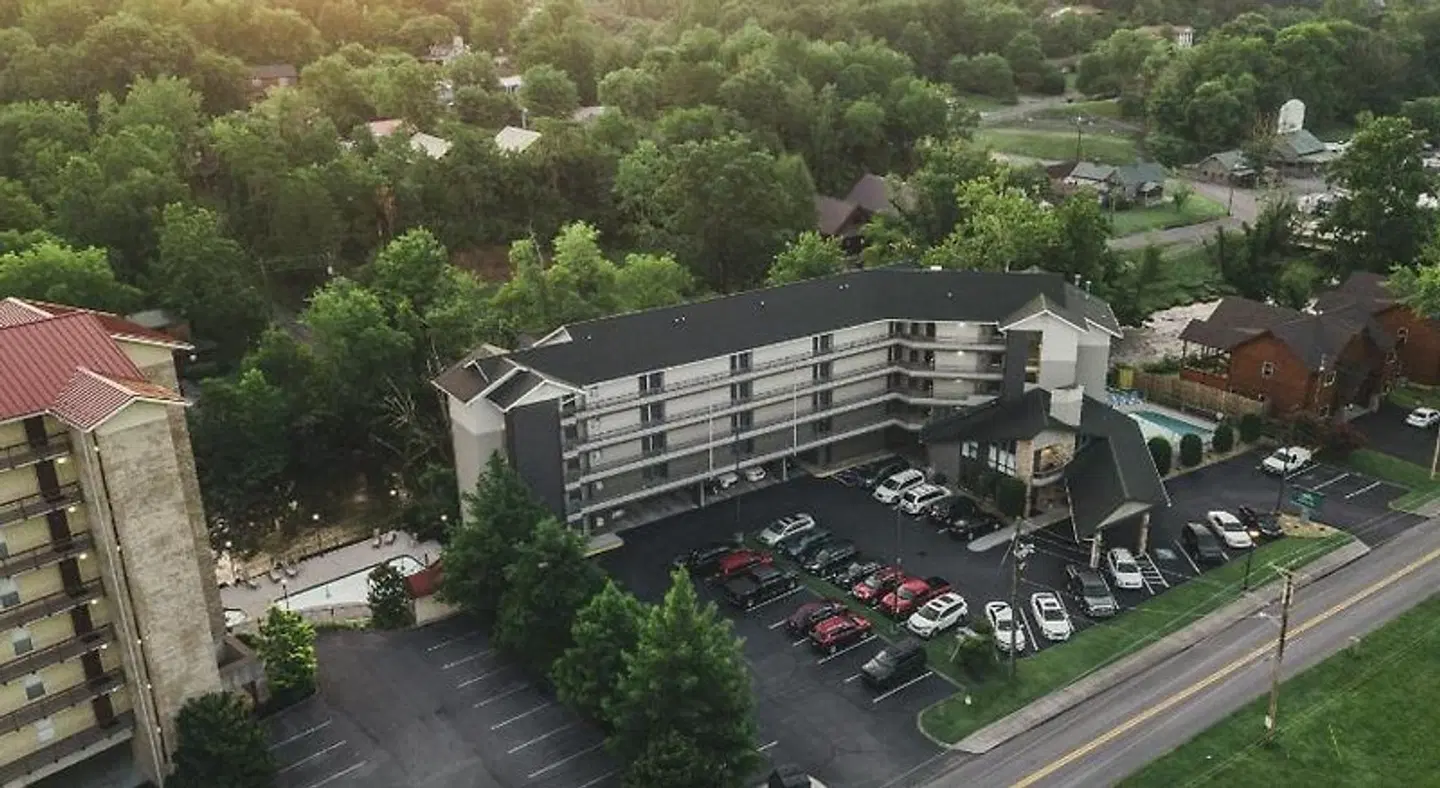 Twin Mountain Inn & Suites EXTERIOR