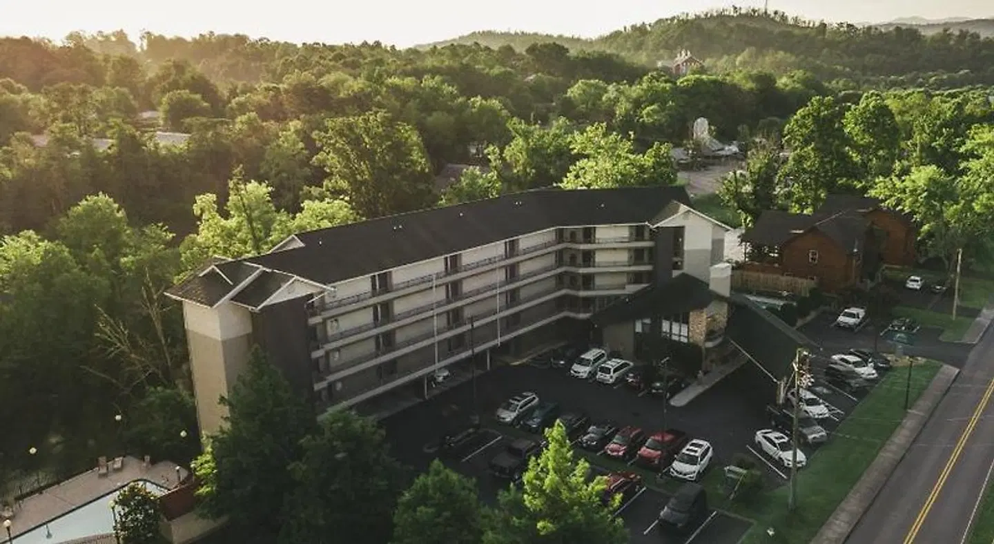Twin Mountain Inn & Suites EXTERIOR