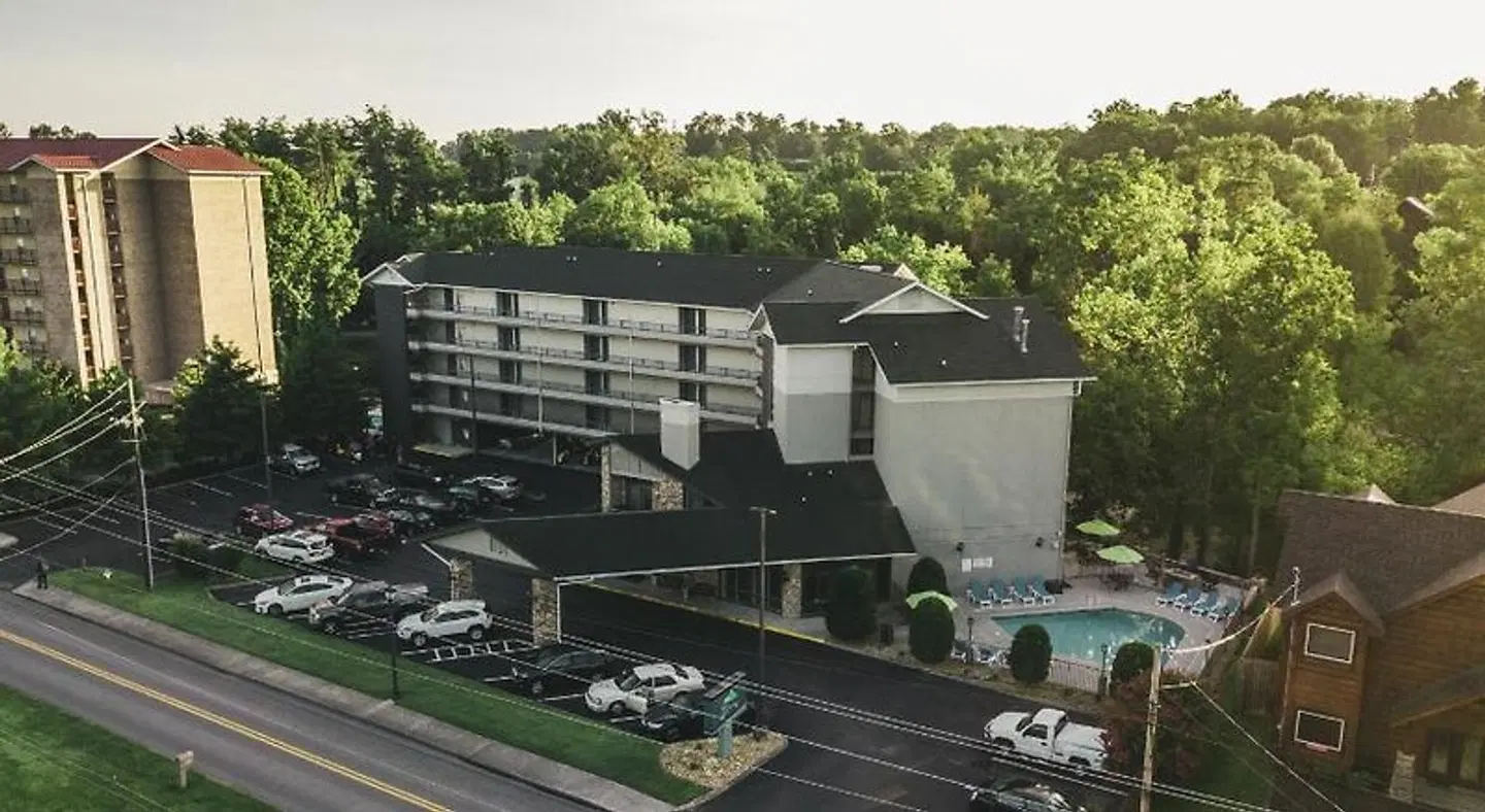 Twin Mountain Inn & Suites EXTERIOR
