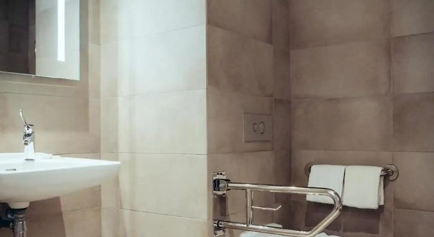 ONOMO Hotel Casablanca Sidi Maarouf Badezimmer