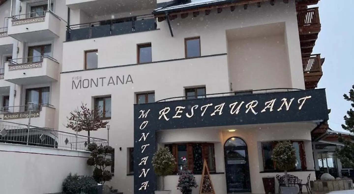 Hotel Montana EXTERIOR