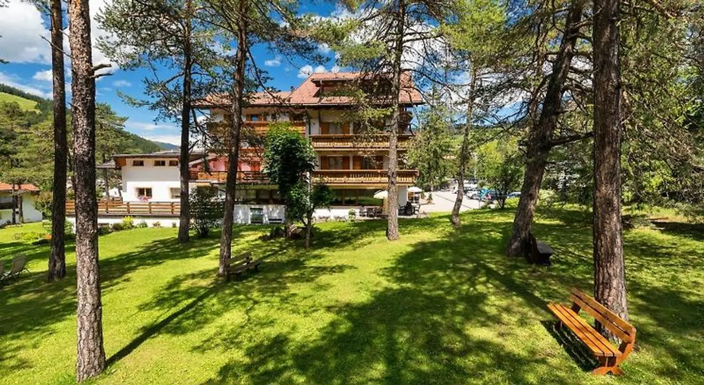 Hotel Resa Blancia Garten