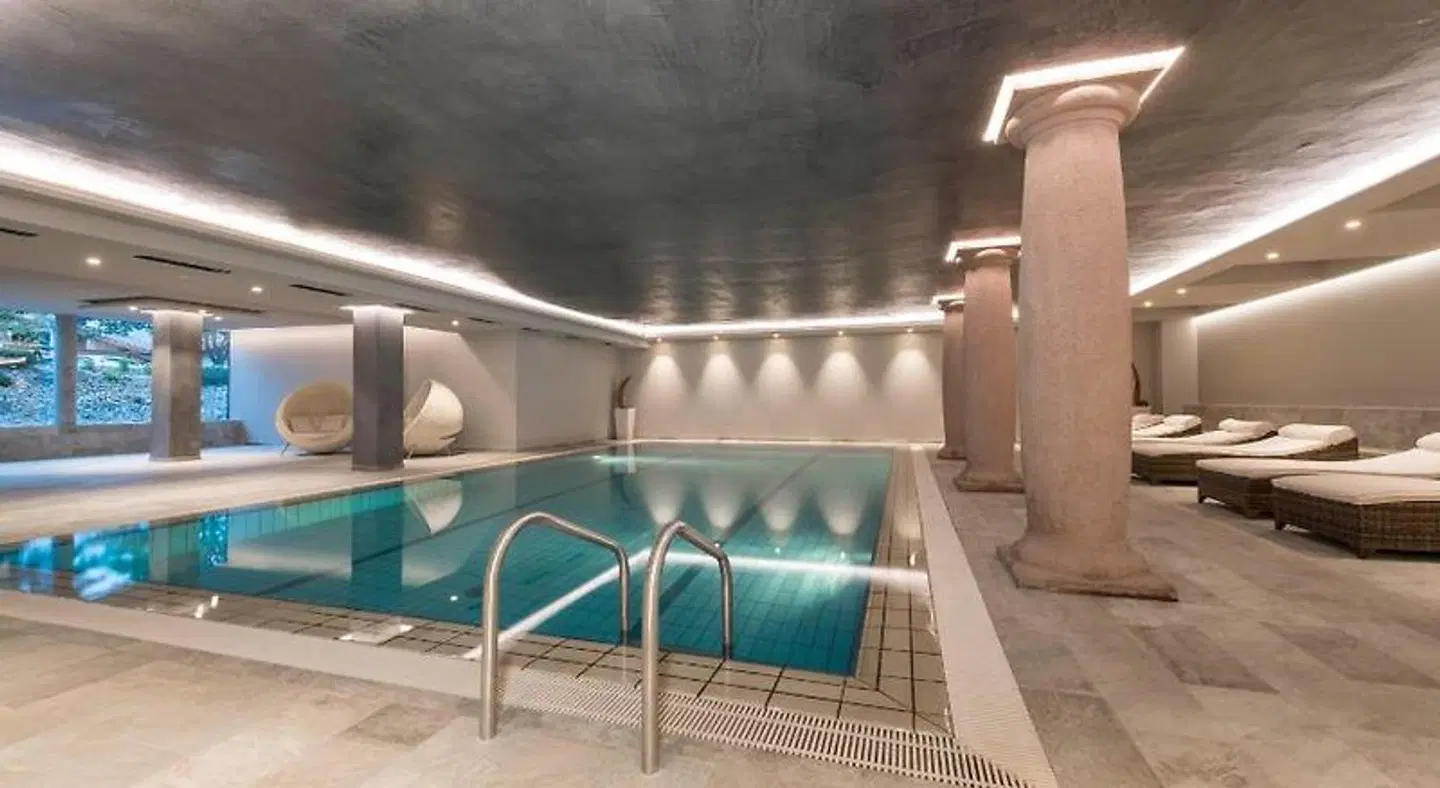 Hotel Madonna Hallenbad