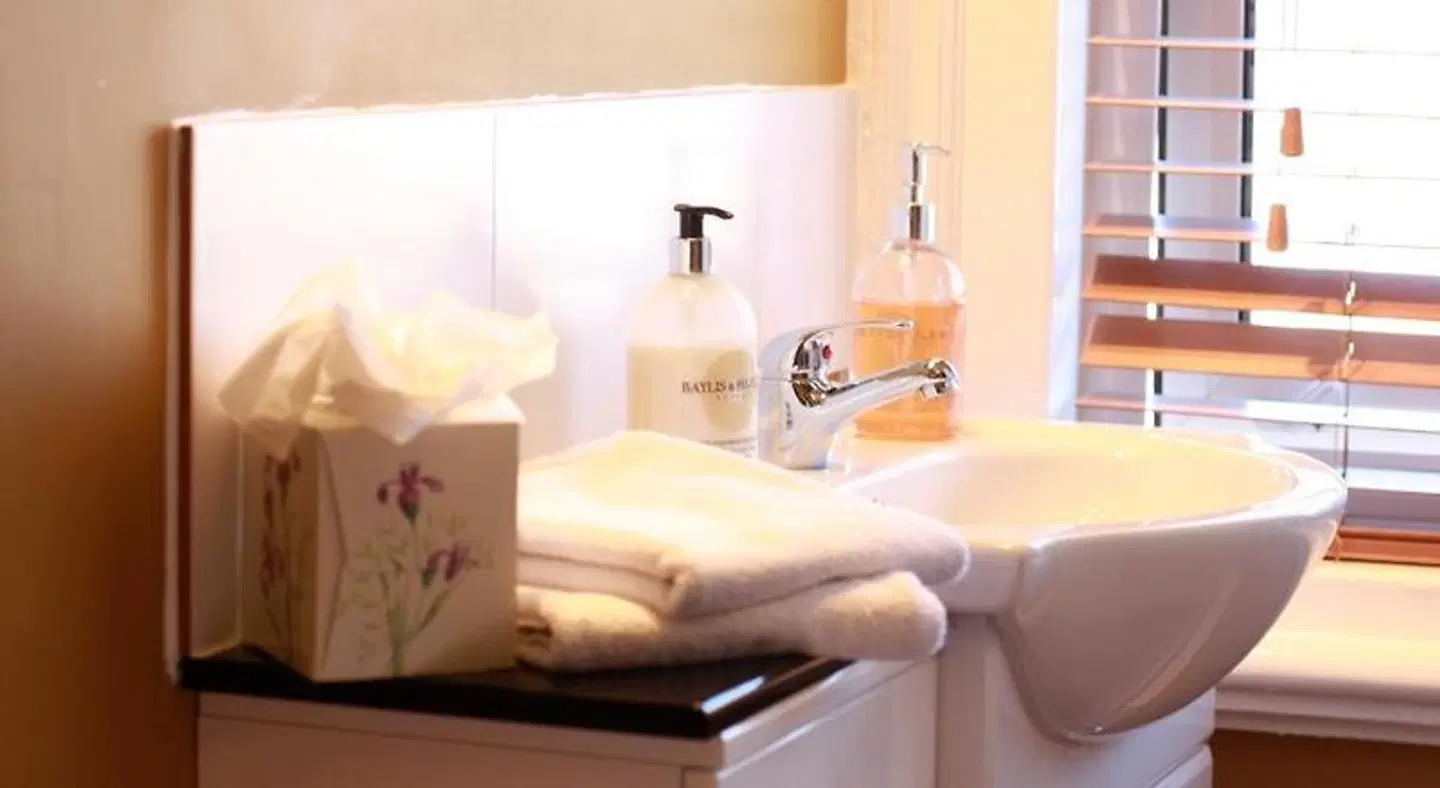 Brentwood Guest House ROOM_EXAMPLE