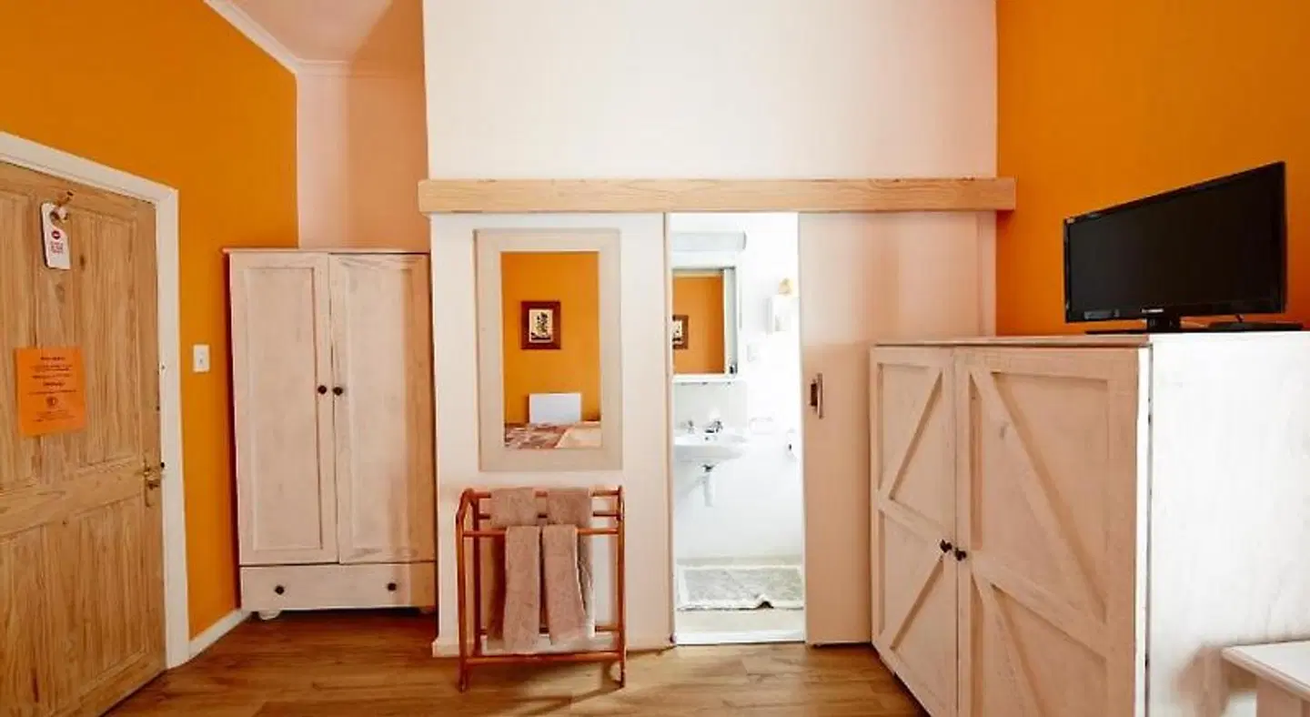 House on the Hill ROOM_EXAMPLE