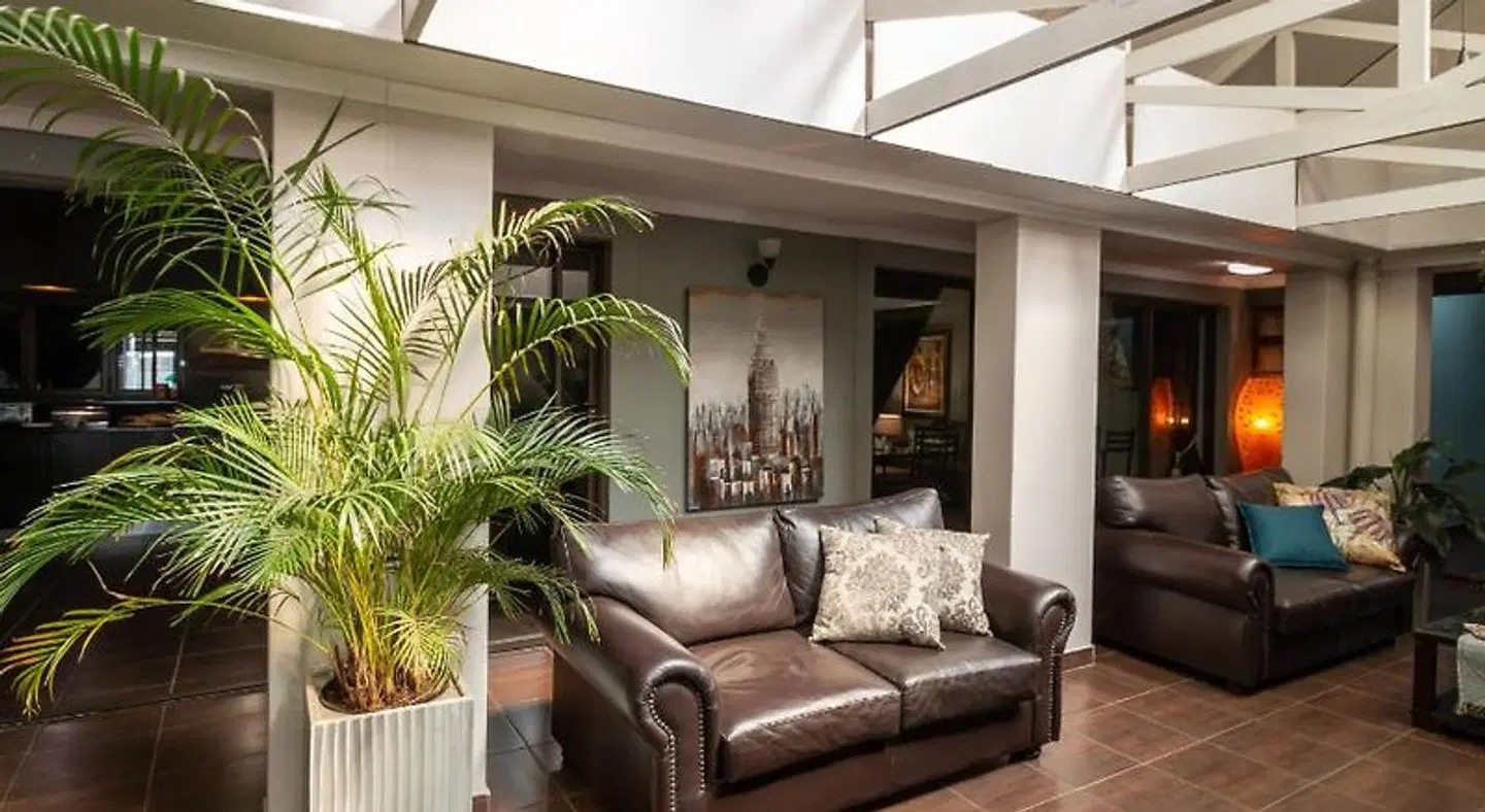 Lala Dene Lodge LOUNGE_LOBBY