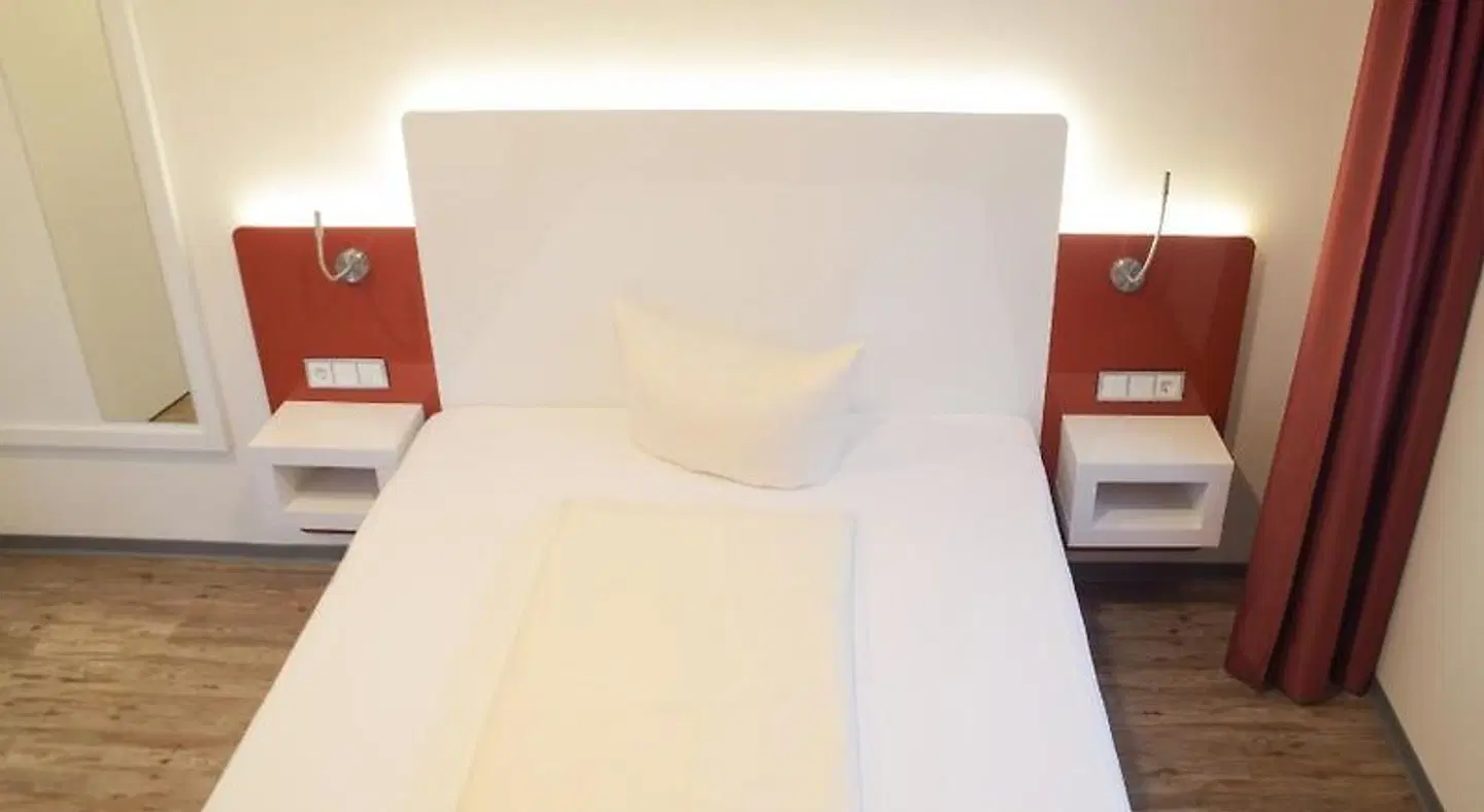 Hotel Arts ROOM_EXAMPLE