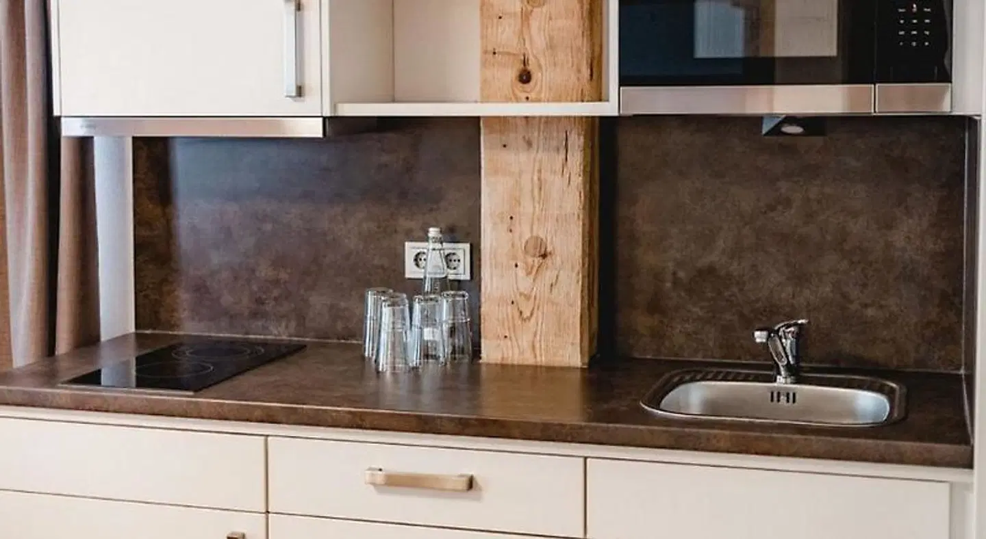 BAUER Gästezimmer Badezimmer