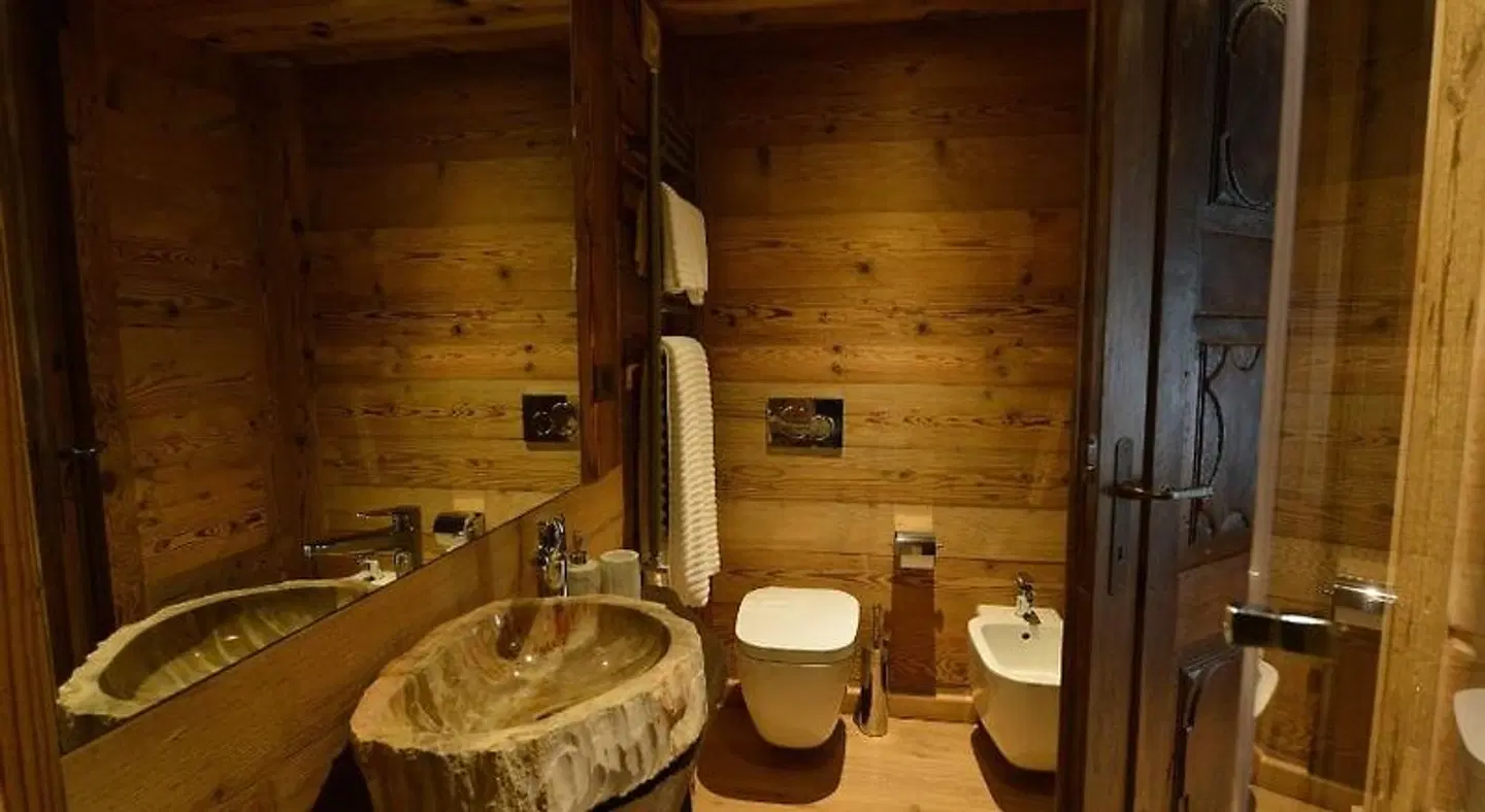 La Maison de Dolphe Chalet de Charme & Art gallery Badezimmer