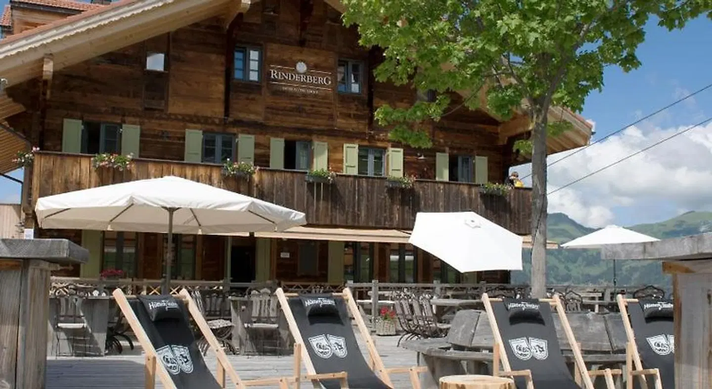 Rinderberg Swiss Alpine Lodge Terrasse