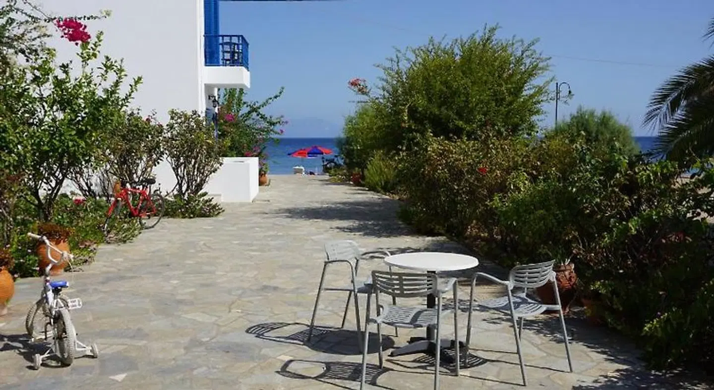 Hotel Eleni Beach Terrasse