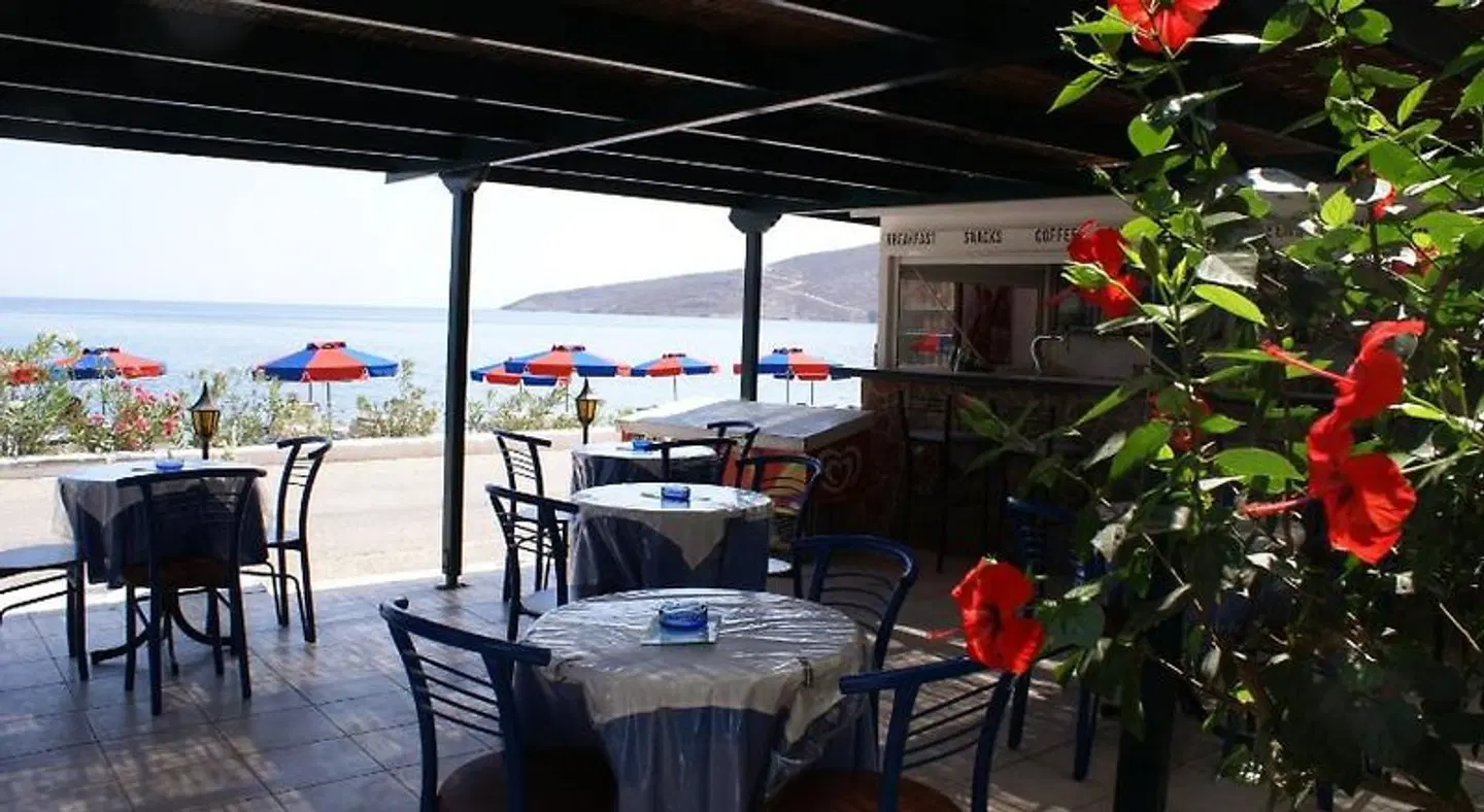 Hotel Eleni Beach Terrasse