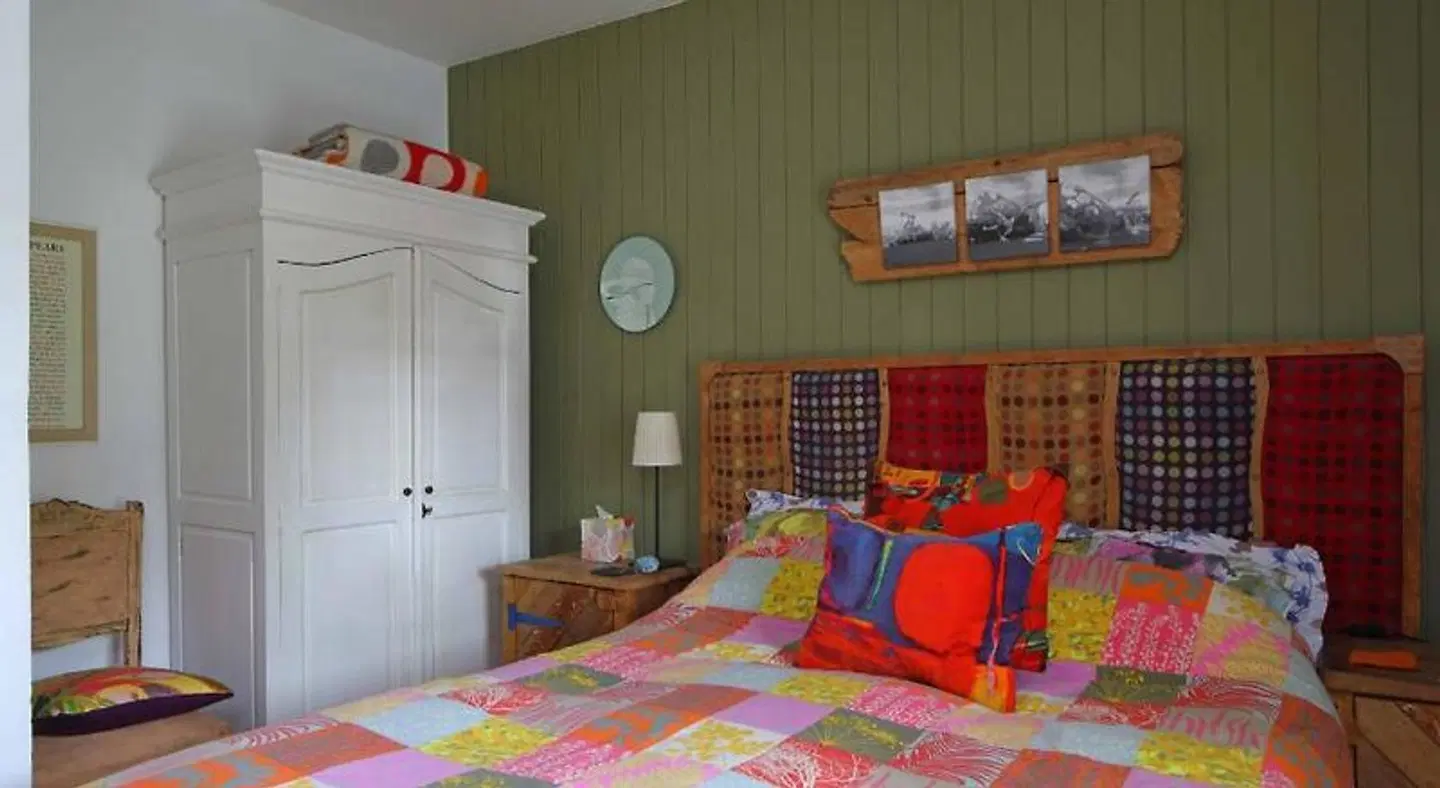 Western House ROOM_EXAMPLE