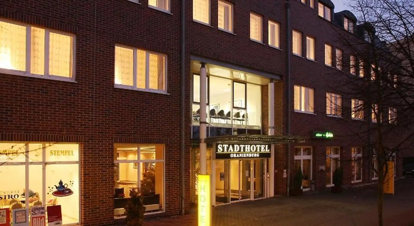 Stadthotel EXTERIOR