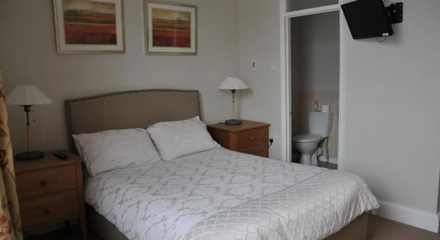 Westham ROOM_EXAMPLE