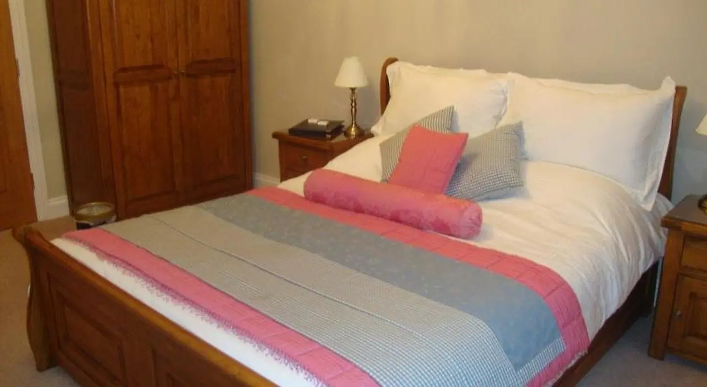 The Paddock ROOM_EXAMPLE