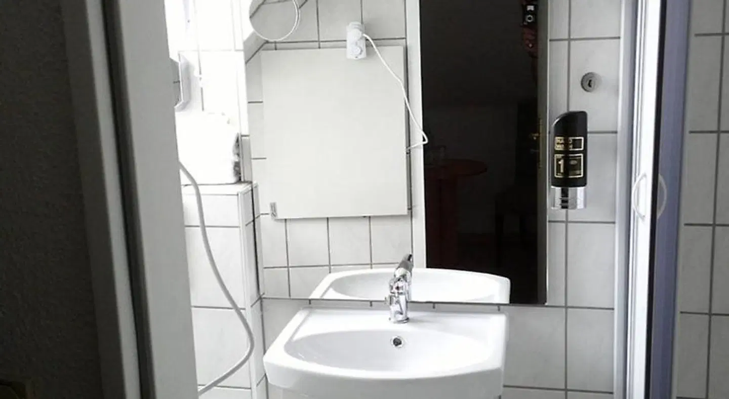 Goldenes Lamm Badezimmer