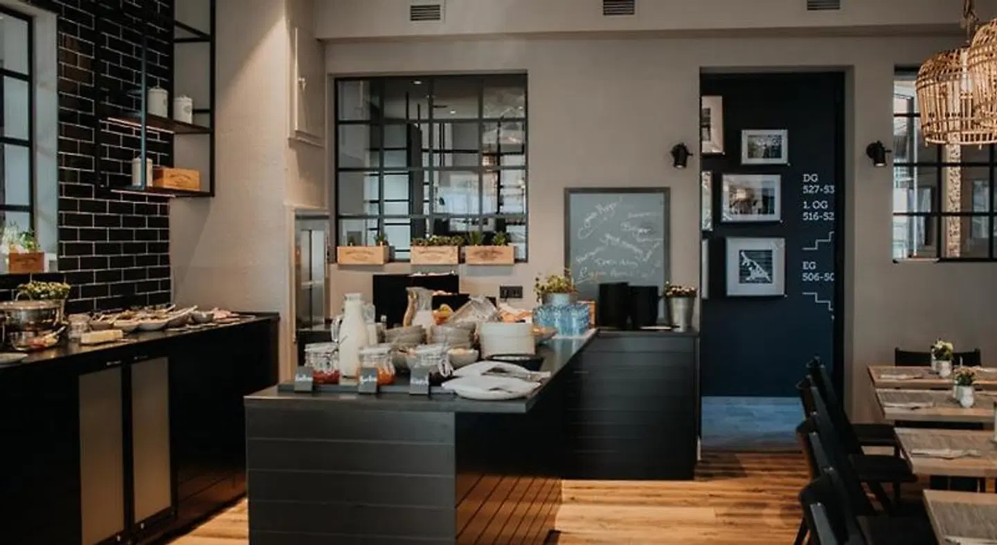 Boje06 LOUNGE_LOBBY