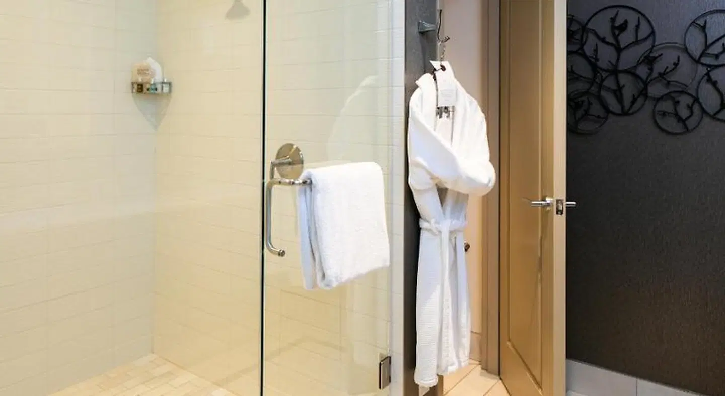 The Tennessean Personal Luxury Hotel Badezimmer