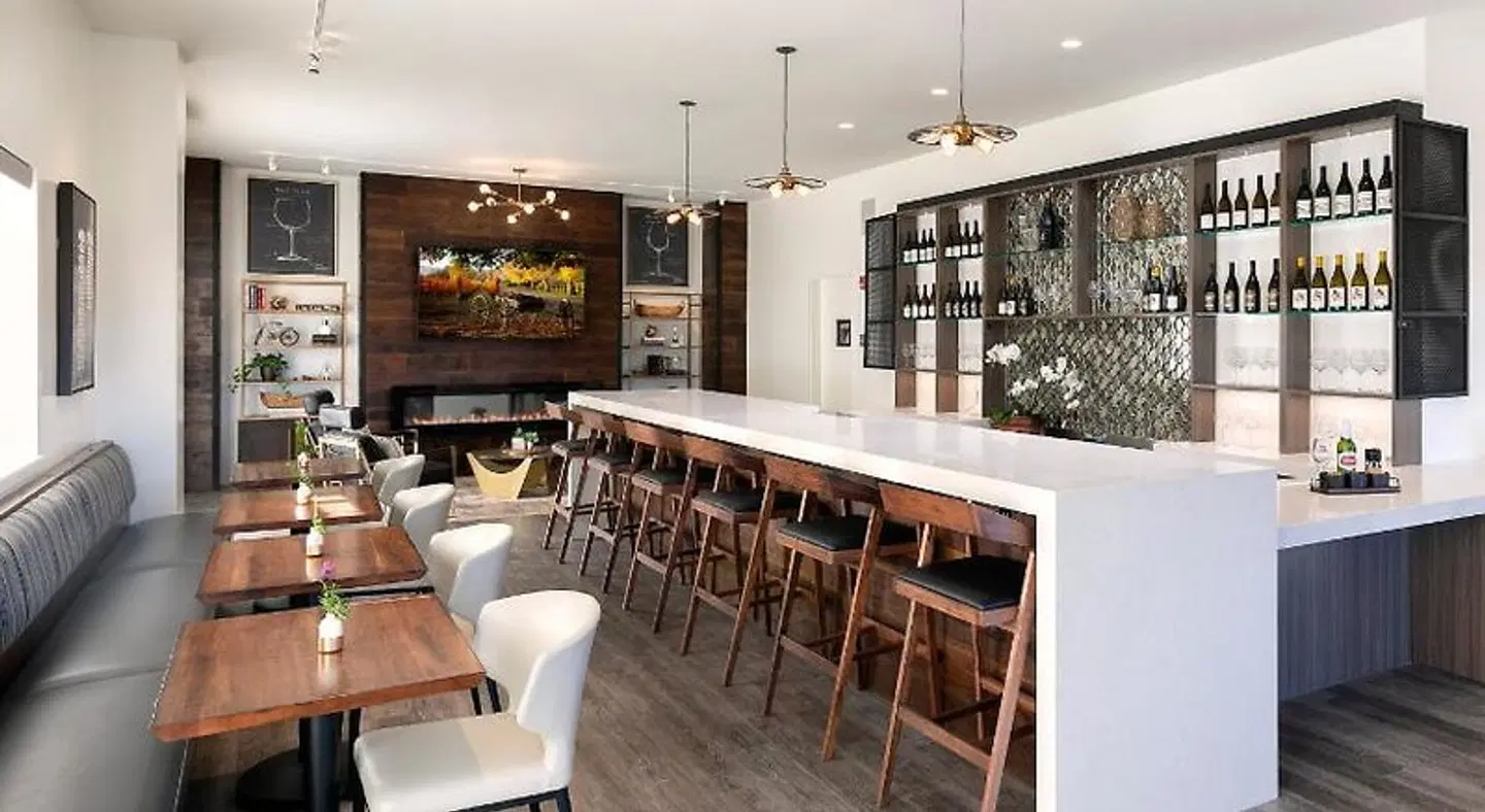 Wine Stone Inn Bar