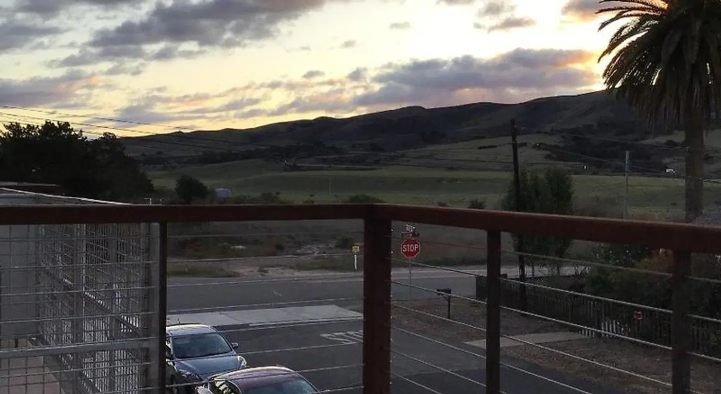 Wine Stone Inn LANDSCAPE