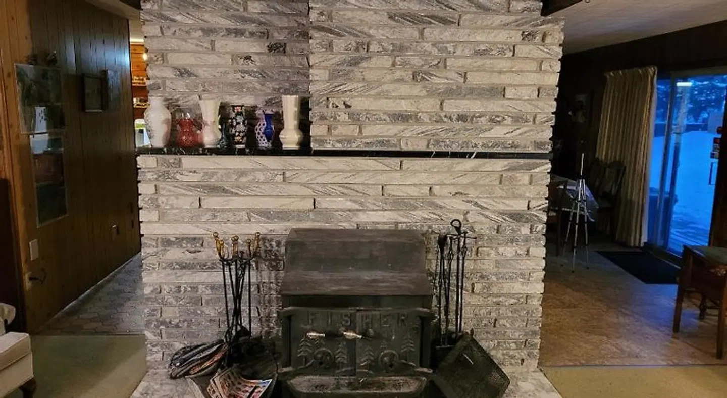 Bowering Guest House Bar