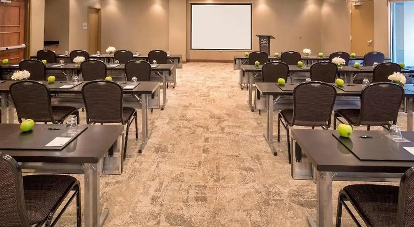 AC Hotel by Marriott Chicago Downtown Konferenz