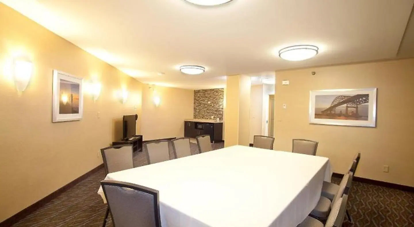 Holiday Inn & Suites Duluth-Downtown by IHG Konferenz