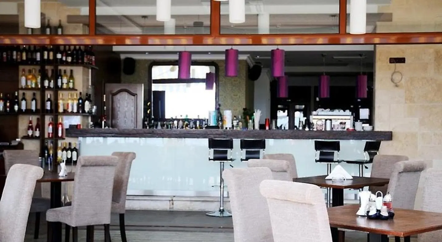 Selena Hotel Bar