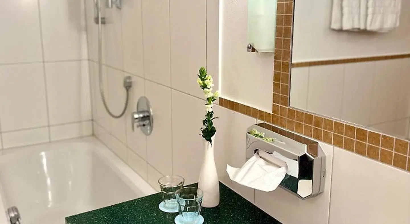 Landhotel Stegersbach Badezimmer