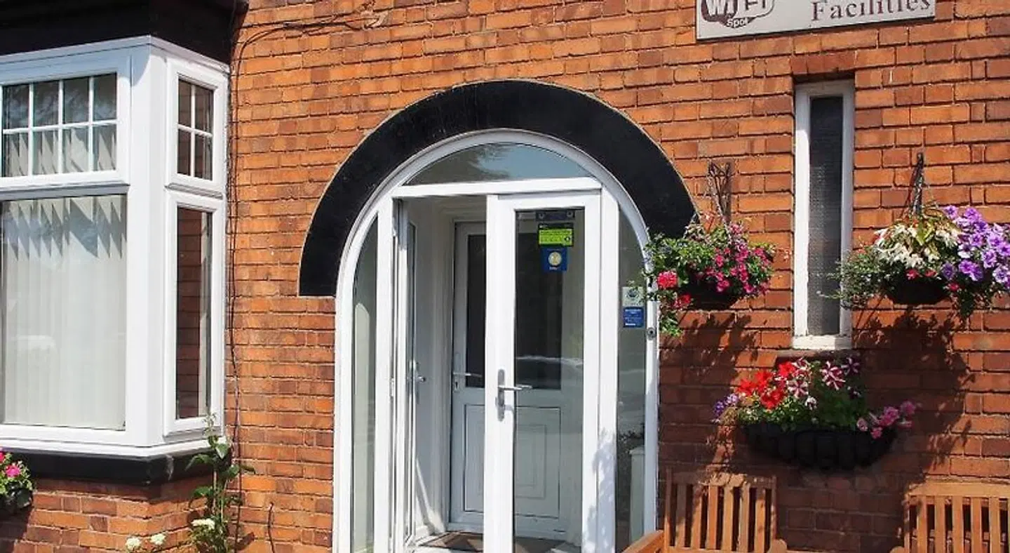 Leaded Light - Guest House HEALTH_BEAUTY
