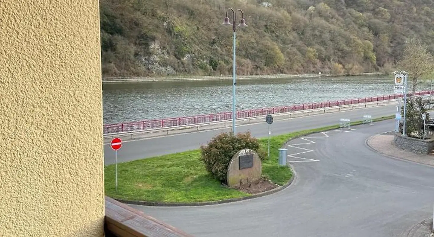 Zum Fährturm Strand