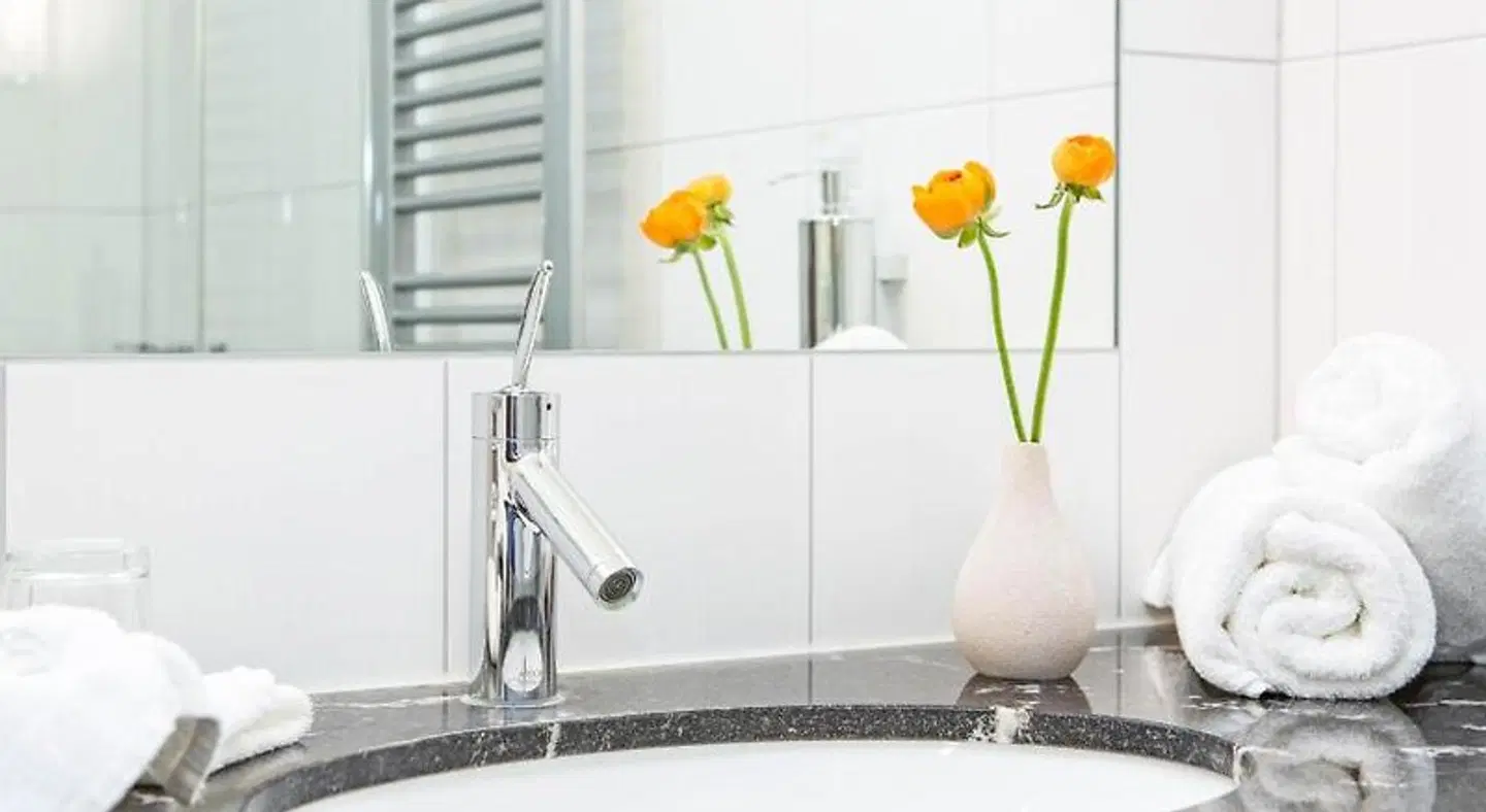 City Hotel Roding Badezimmer