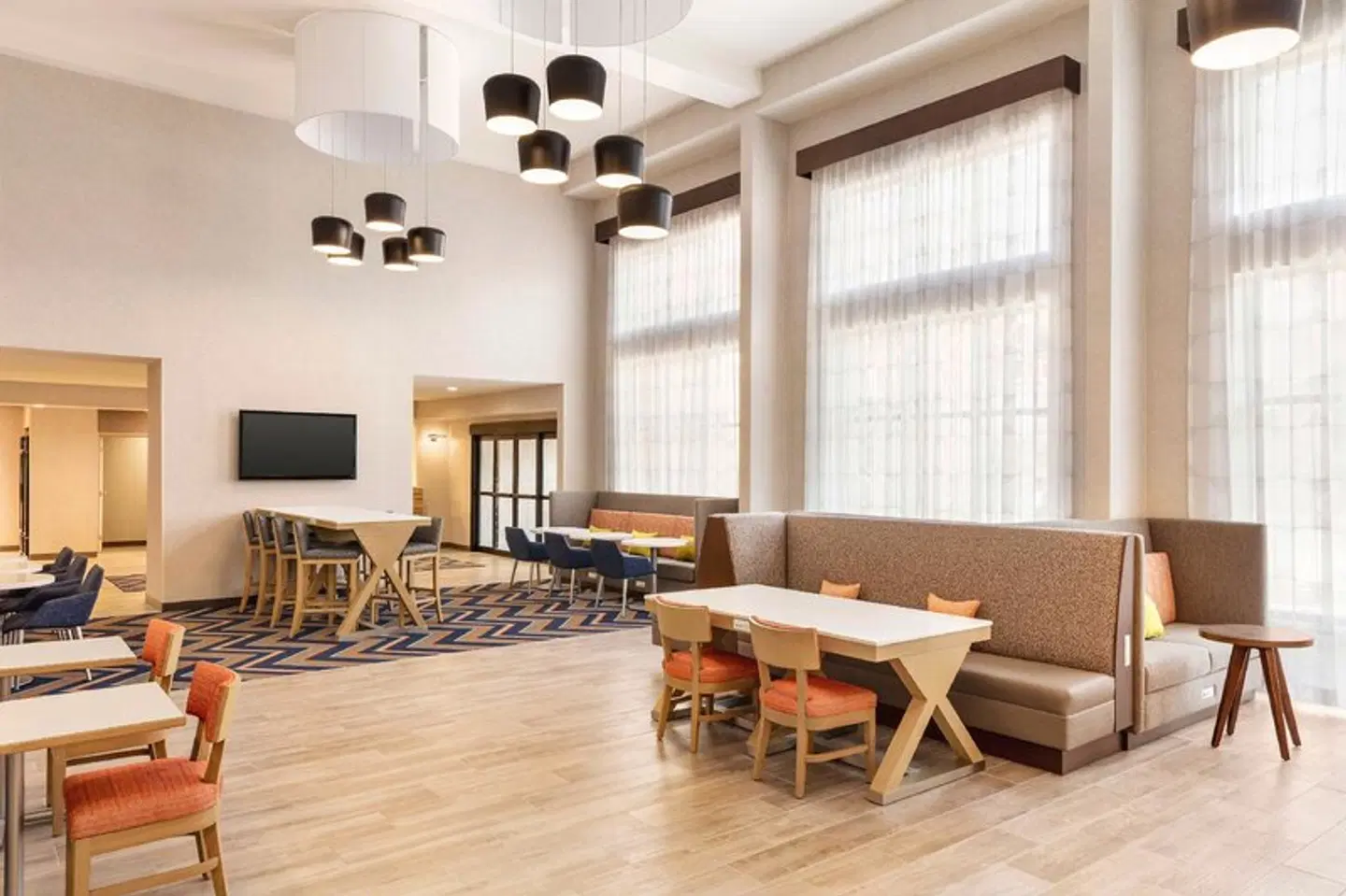 Hampton Inn & Suites Valparaiso HEALTH_BEAUTY