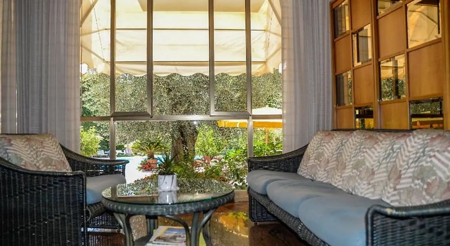 Continental ROOM_EXAMPLE