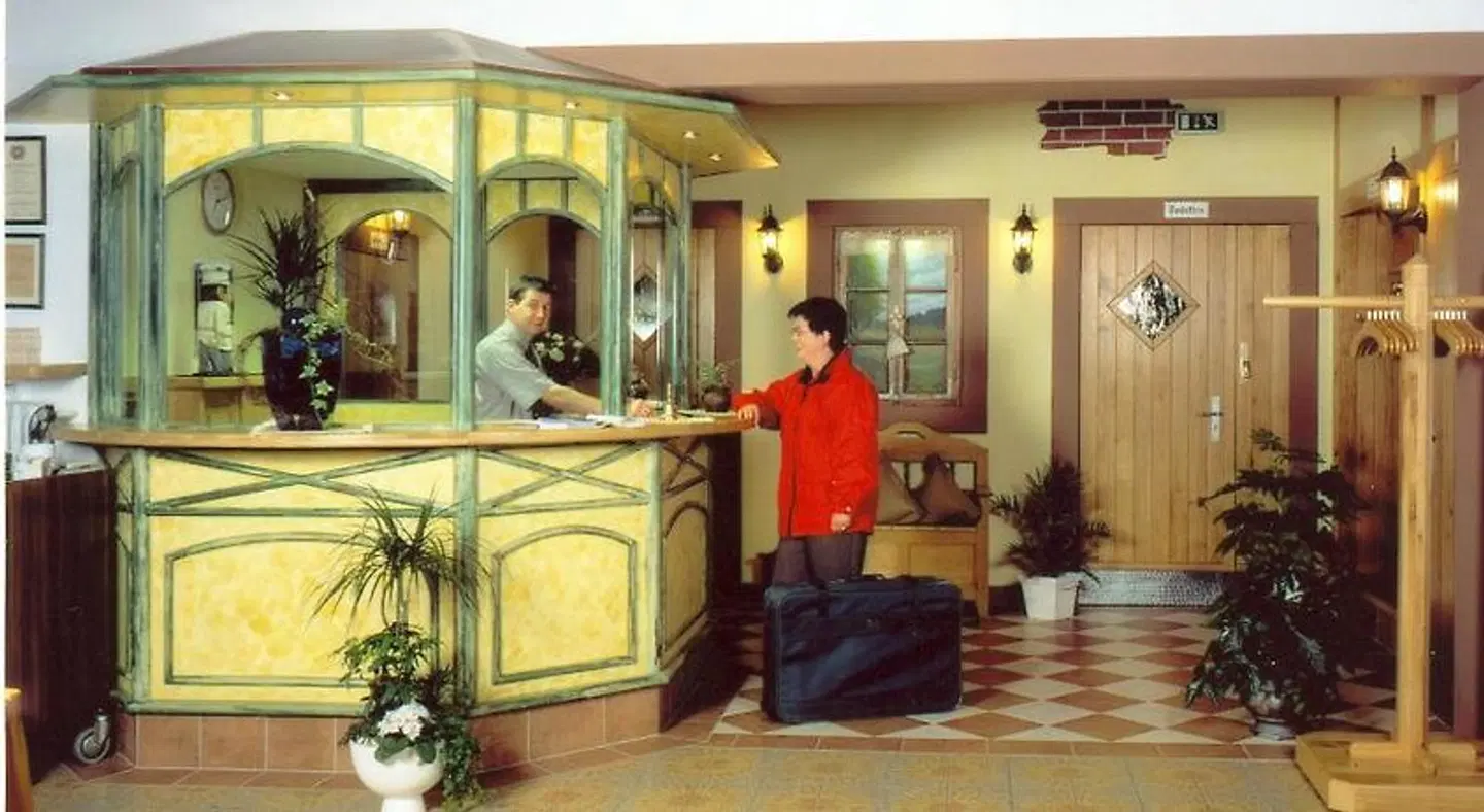 Zur Krone LOUNGE_LOBBY