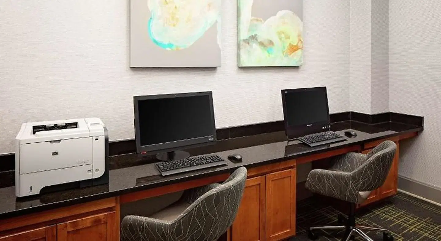 Hampton Inn Louisville Downtown ROOM_EXAMPLE