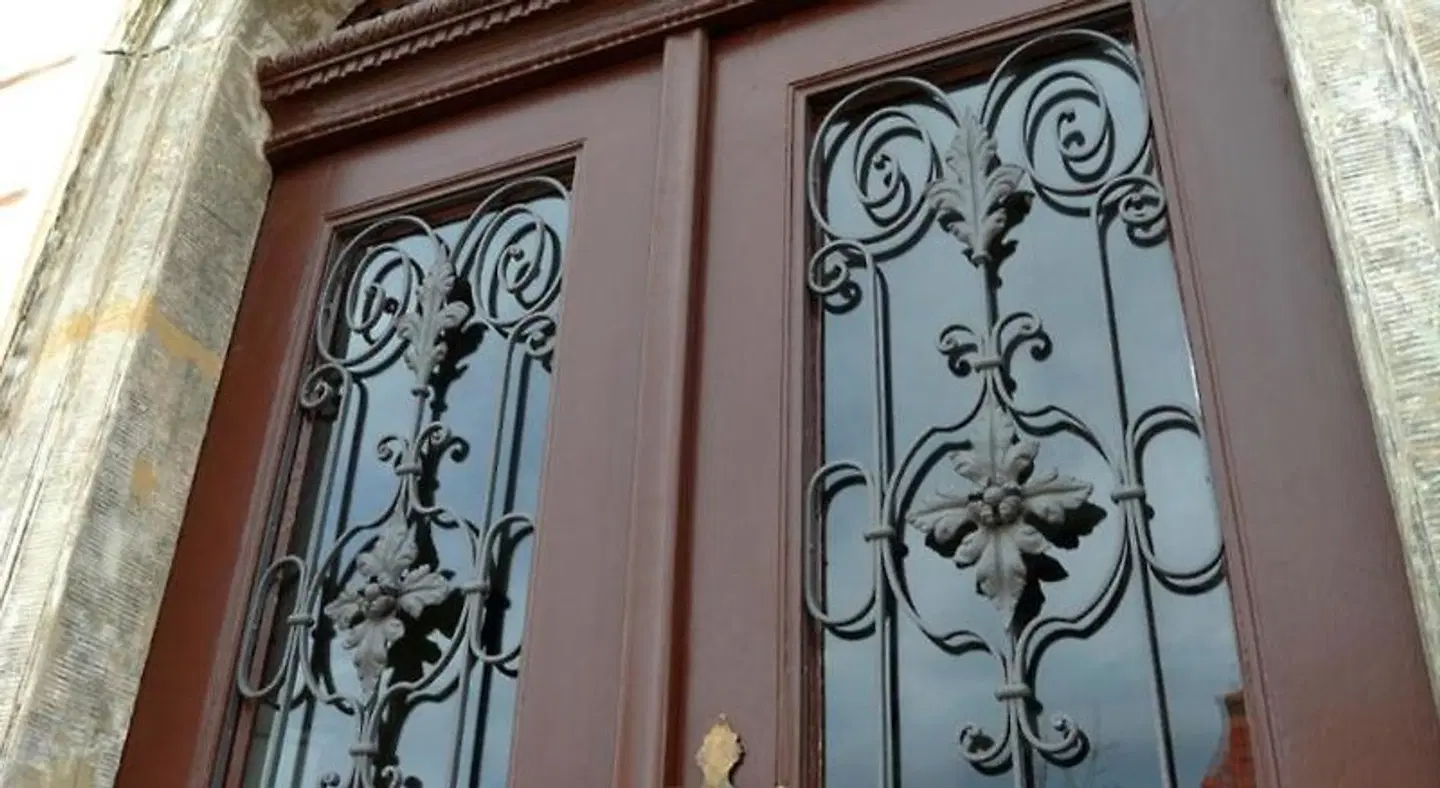 Jacobs EXTERIOR