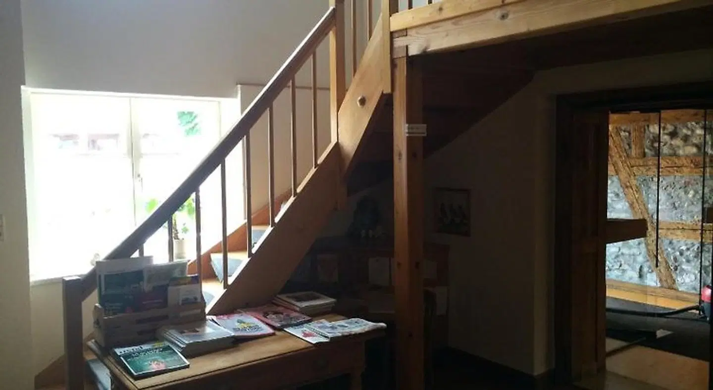 Bernhard ROOM_EXAMPLE
