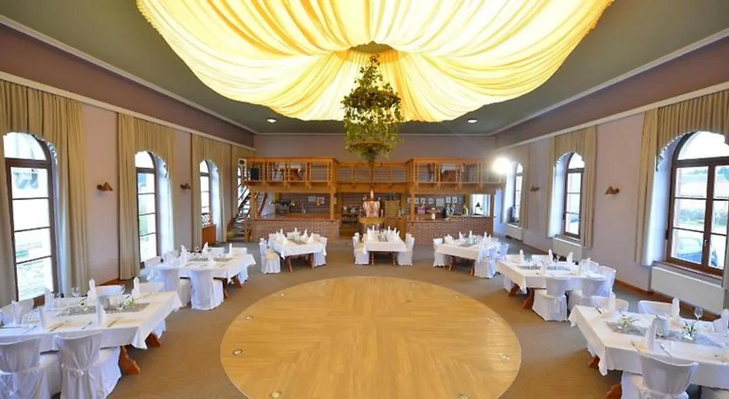 Der Bayerischer Hof LOUNGE_LOBBY