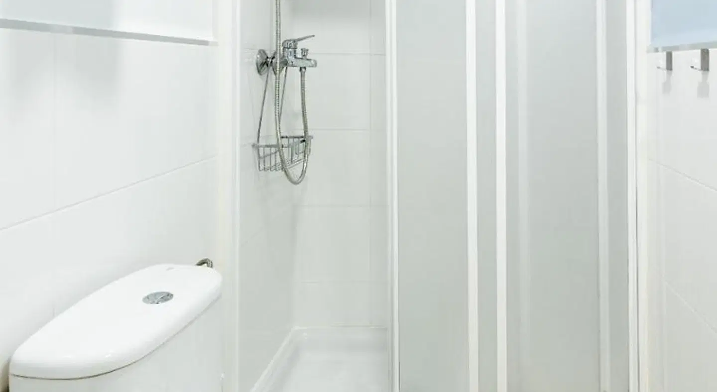 Hostal Luna de Nerja Badezimmer