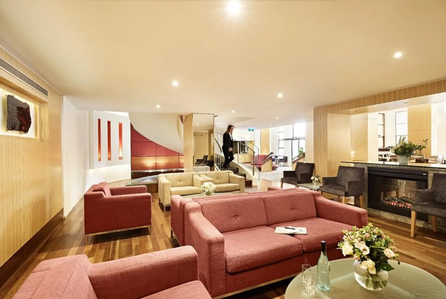 View Melbourne LOUNGE_LOBBY