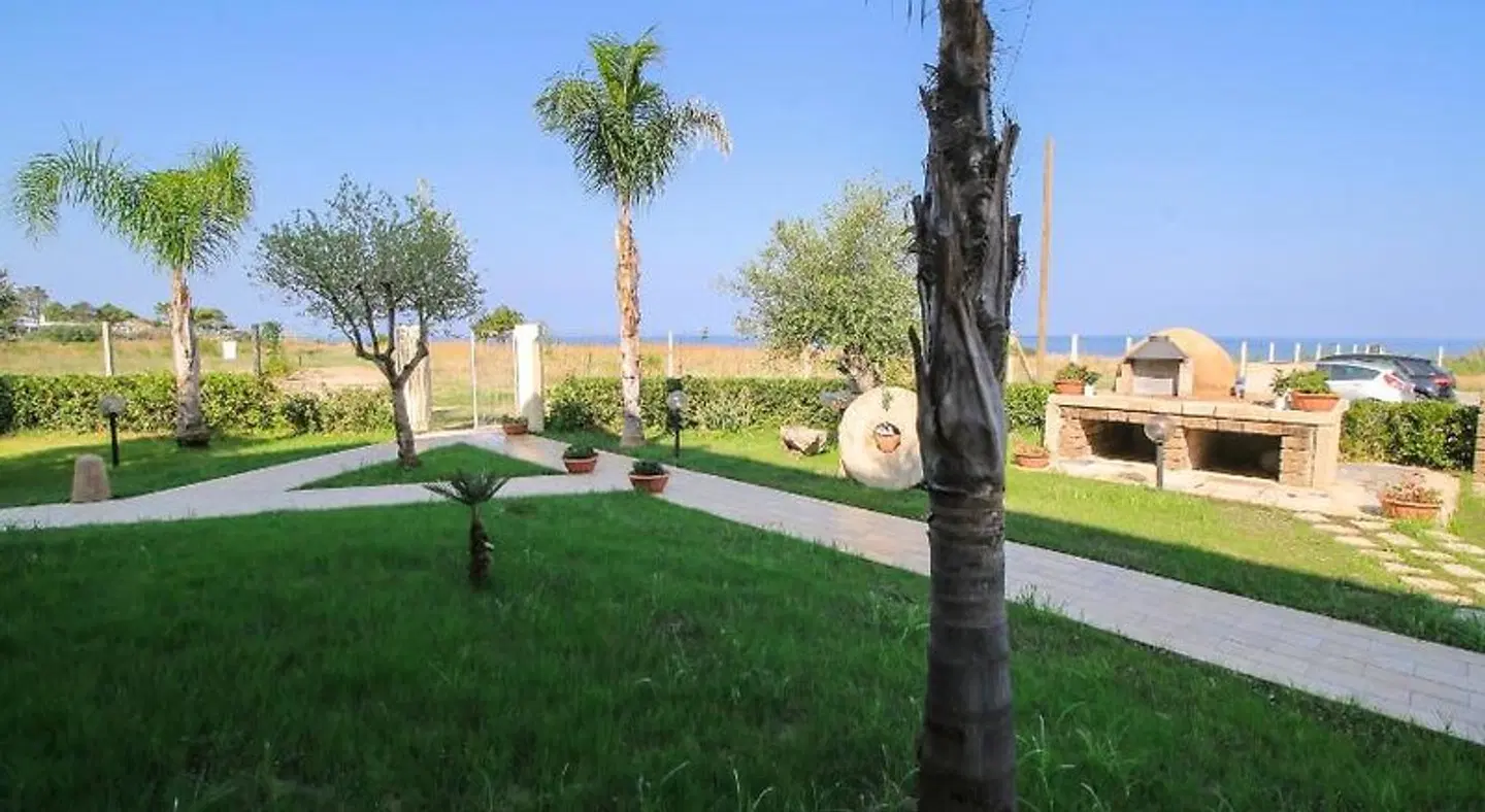 Villa D'Aquino Garten
