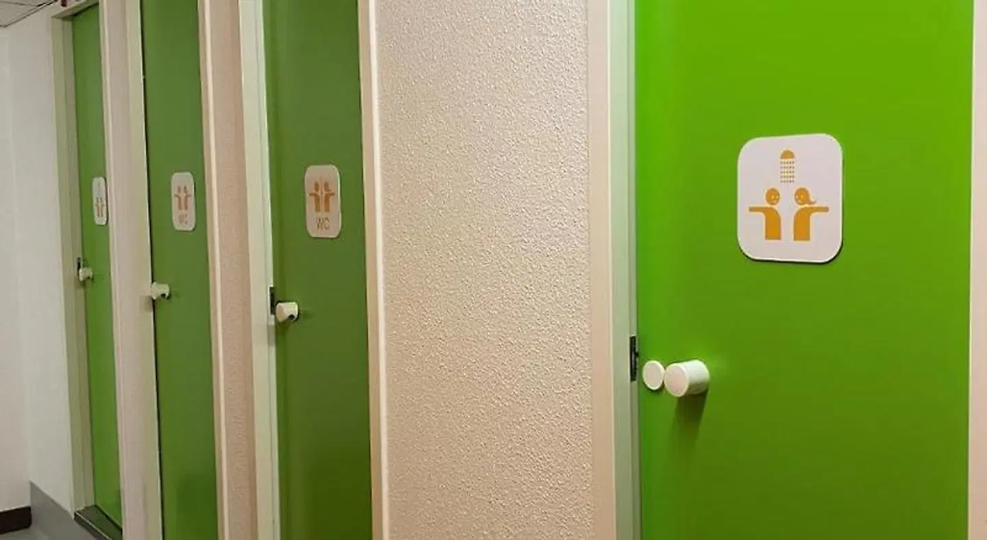 hotelF1 Verdun Badezimmer