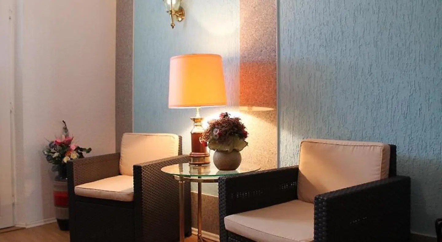 Central ROOM_EXAMPLE