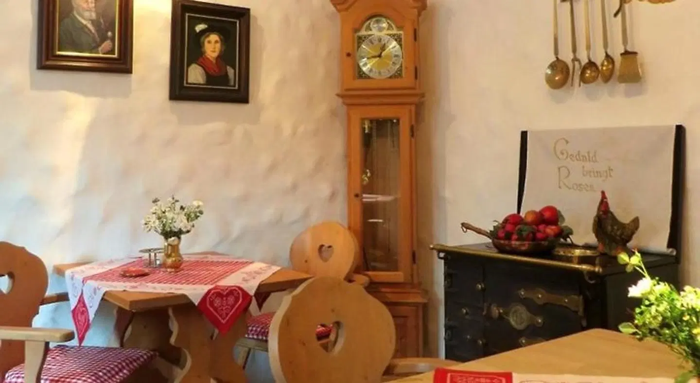 Gastgeb ROOM_EXAMPLE
