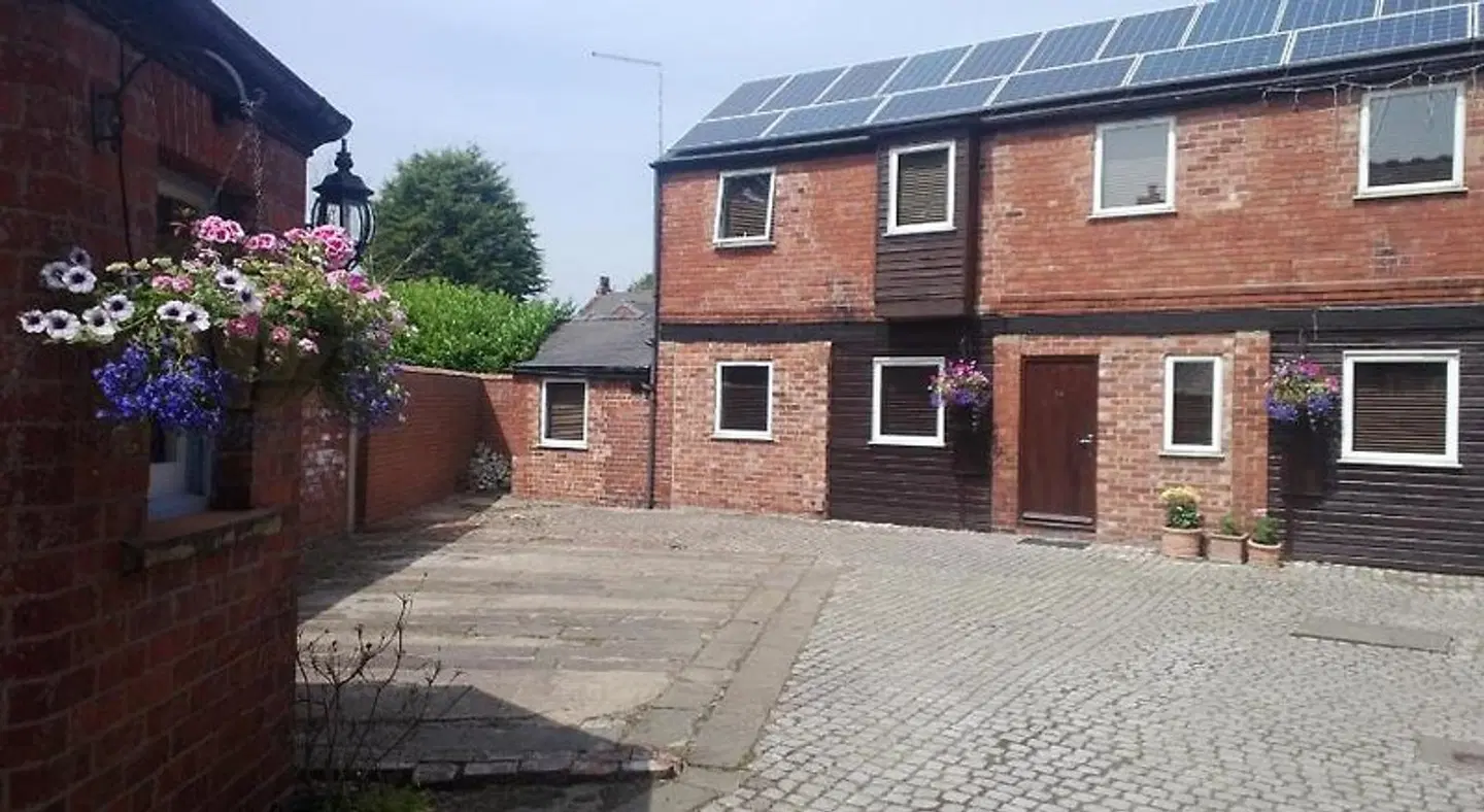 Tennyson Court EXTERIOR