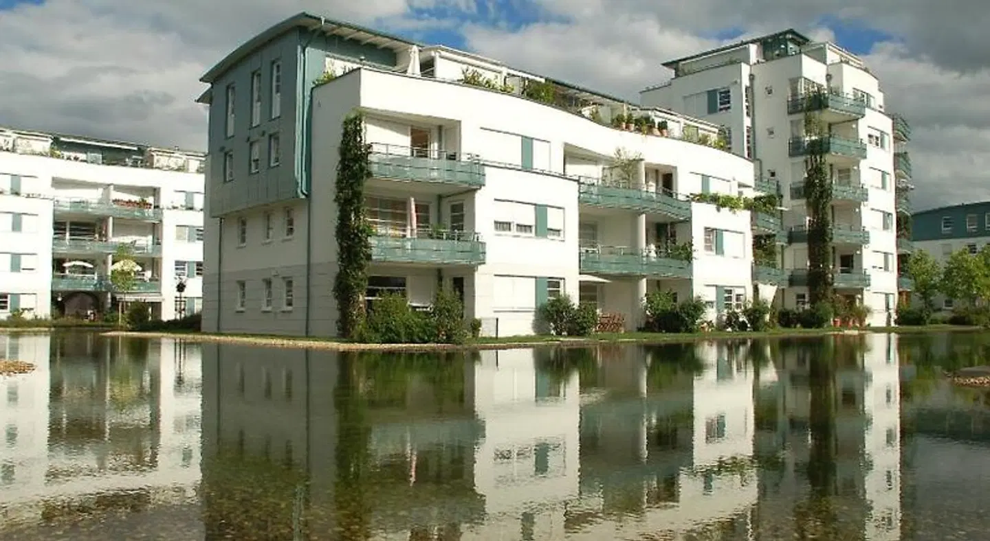 BTT EXTERIOR