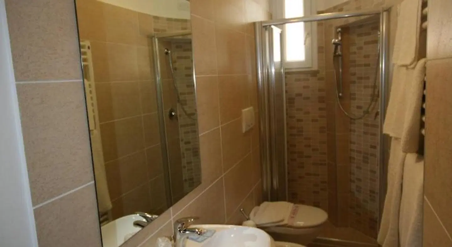 Belvedere Spiaggia Badezimmer
