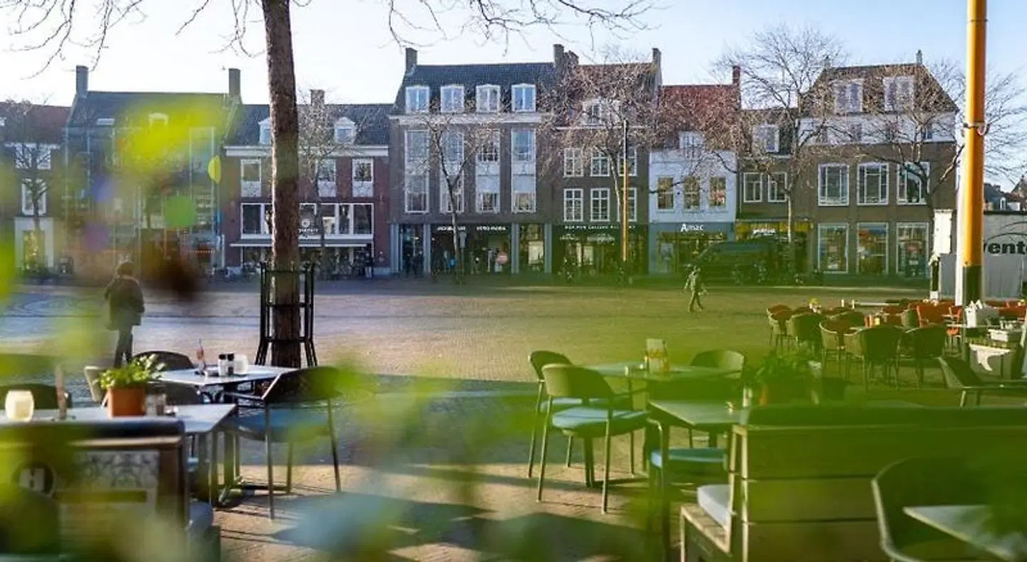 De Huifkar EXTERIOR